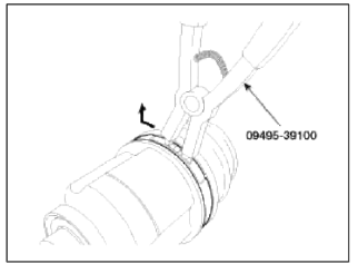 3. Pull out the boot from the transaxle side joint (VTJ).