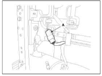 5. Push the protecter (A) and then seat cushion cover (C) from the frame (B).